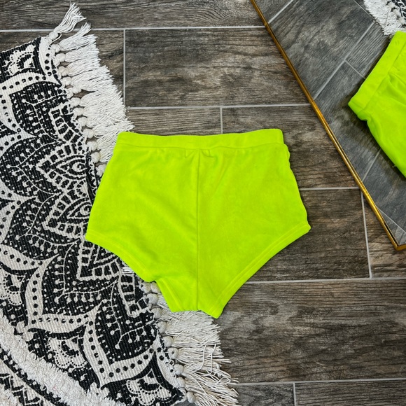 Sexy Fuzzy Neon Set with extra Mesh Biker Shorts NWOT - Picture 2 of 6